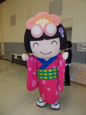 知多市公認キャラクター　「梅子」
