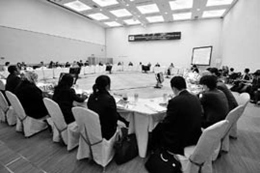 APEC参加国・地域の政府代表による政策討論セッション