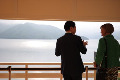バイ会談（英国大使館別荘記念公園）　写真