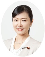 内閣府特命担当大臣（男女共同参画）写真