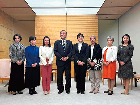 首相との面会 写真