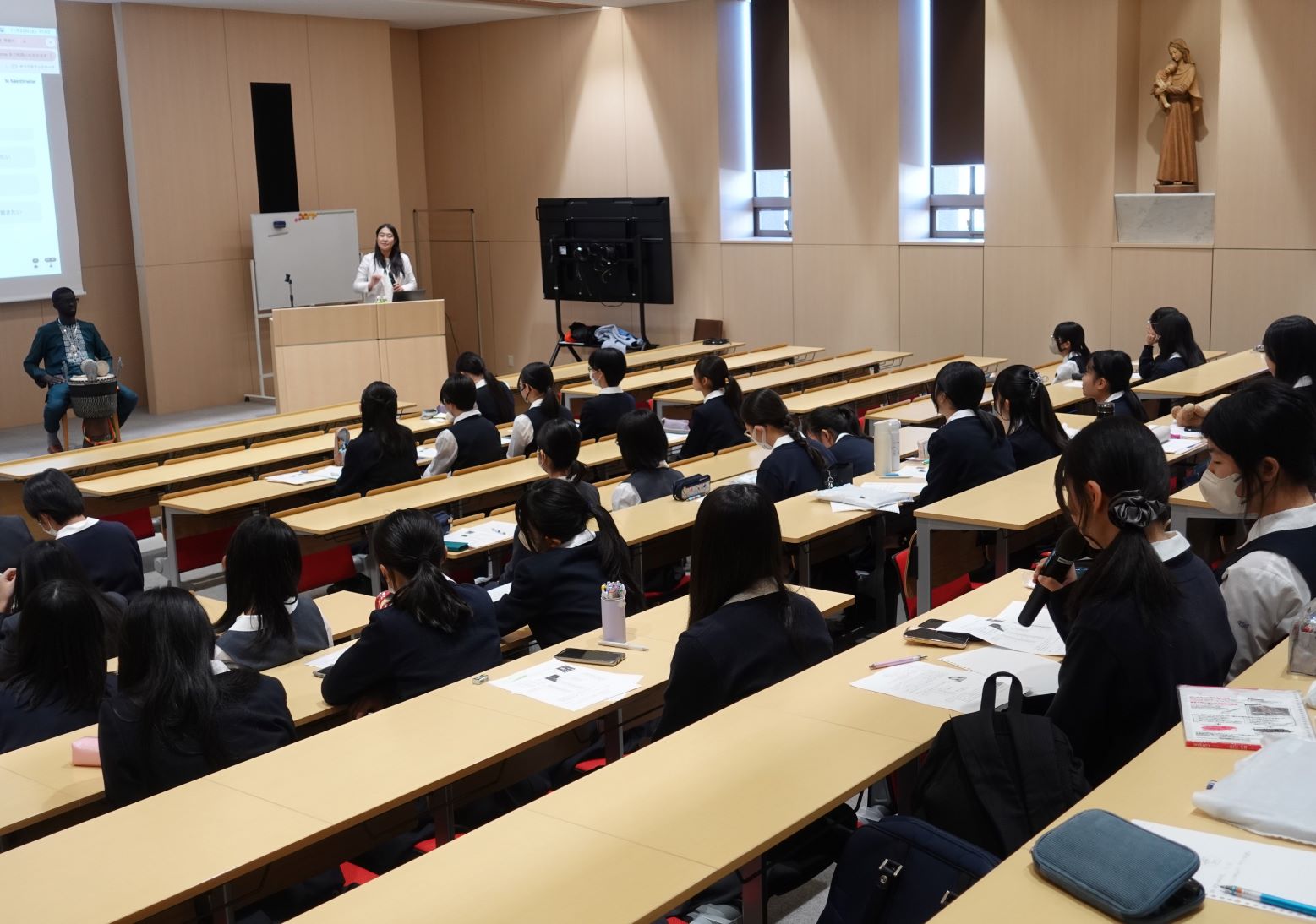 中島さち子さん講演2