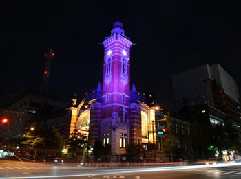 横浜市開港記念会館／神奈川県（11/12～11/25）のパープル・ライトアップ