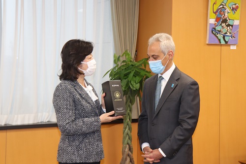 野田大臣とエマニュエル次期駐日米国大使の様子2