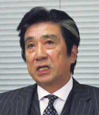 山田秀雄氏