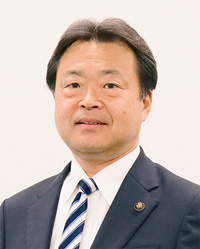 日光市長　粉川昭一