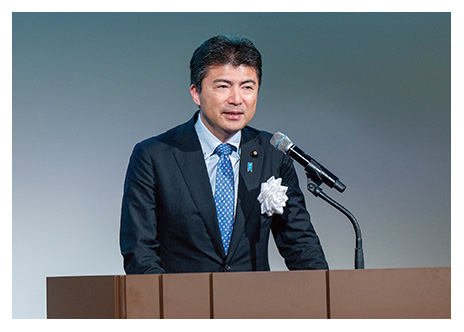 古賀政務官の挨拶の様子