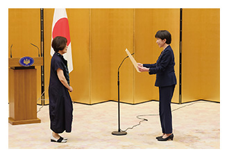 官邸ホームページより