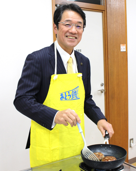 静岡県　伊豆市長　菊地　豊